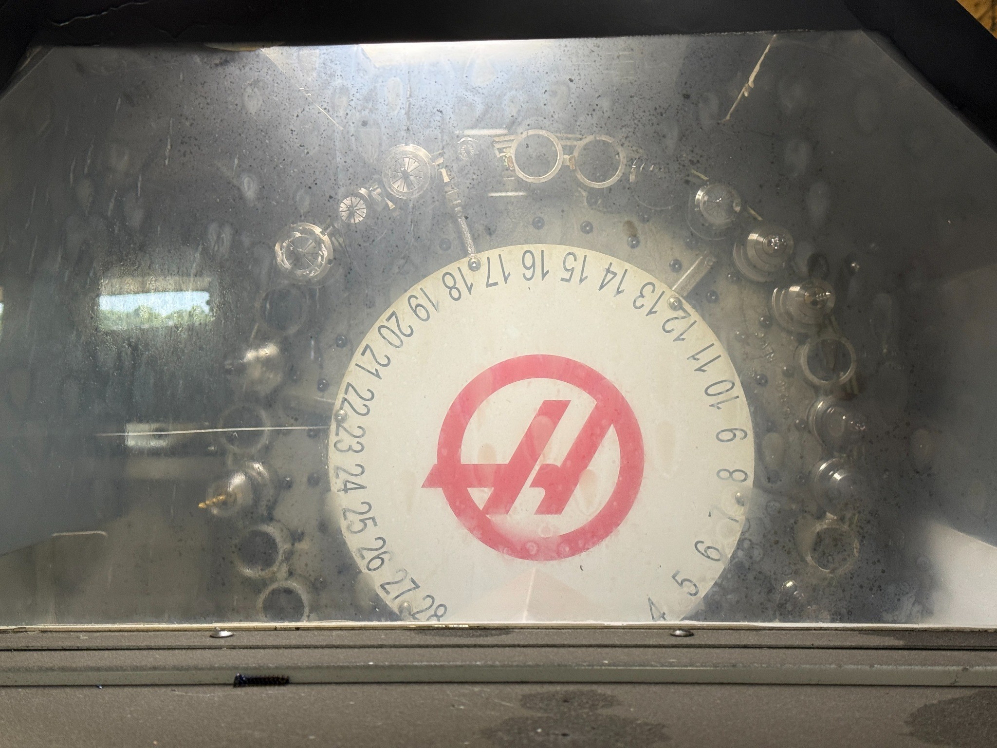 Haas VF-5SS 30+1 side-mount tool changer